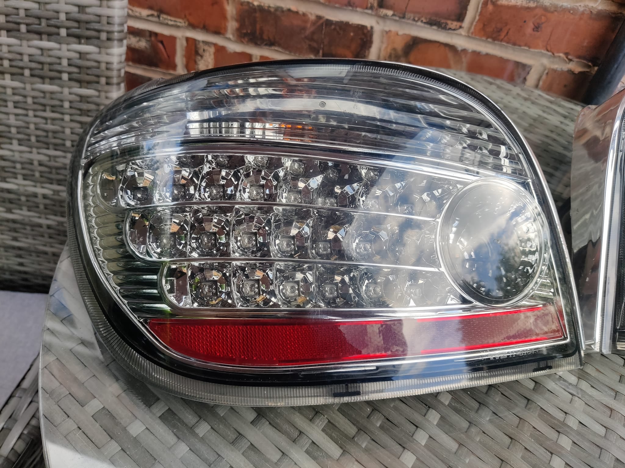CRYSTAL EYE SCP-10用 VITZ LED テール 楽天市場】10系ヴィッツ VITZ ビッツLEDテールランプ（レッド